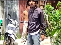 Pria Bertopi Koboi Ancam Wanita Pakai Parang di Palembang Ditangkap!