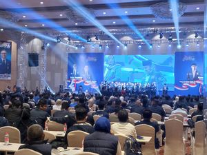 Teriakan Zulhas Presidenku di Pelantikan DPP BM PAN Teriakan Zulhas Presidenku di Pelantikan DPP BM PAN