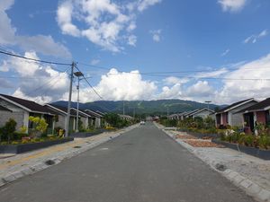 Nyaris 11 Juta Keluarga Masih Antre Dapatkan Rumah Layak Nyaris 11 Juta Keluarga Masih Antre Dapatkan Rumah Layak