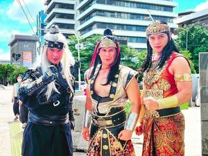 3 Jagoan Angling Dharma Ikut Fashion Week: Dunia Sedang Tidak Baik-baik Saja 3 Jagoan Angling Dharma Ikut Fashion Week: Dunia Sedang Tidak Baik-baik Saja
