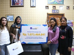 AXA Mandiri Bayar Klaim Rp 1 M Lebih ke Penerima Manfaat di Tangerang