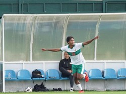 Persela Datangkan Bek Timnas U-19 Ahmad Rusadi