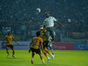 Robert Kecewa Persib Gagal Raih Poin Penuh di Laga Perdana Liga 1