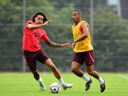 Thiago Alcantara Latihannya Begini, Fans Liverpool: Hati-hati!