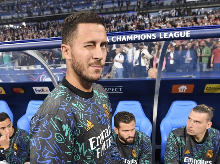PARIS, FRANCE - MAY 28 : Hazard Eden of Real Madrid seated on the bench during the UEFA champions league final match between Real Madrid and Liverpool FC on Stade de France May 28, 2022 in Paris, France, 28/05/2022 ( Photo by CROCHET / Photonews via Getty Images)