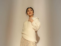 Felika Stephani Baper Bikin Lagu Jangan Lagi, Ingat Mantan