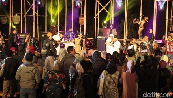 Ring of Fire Project Tutup Jazz Gunung Bromo 2022