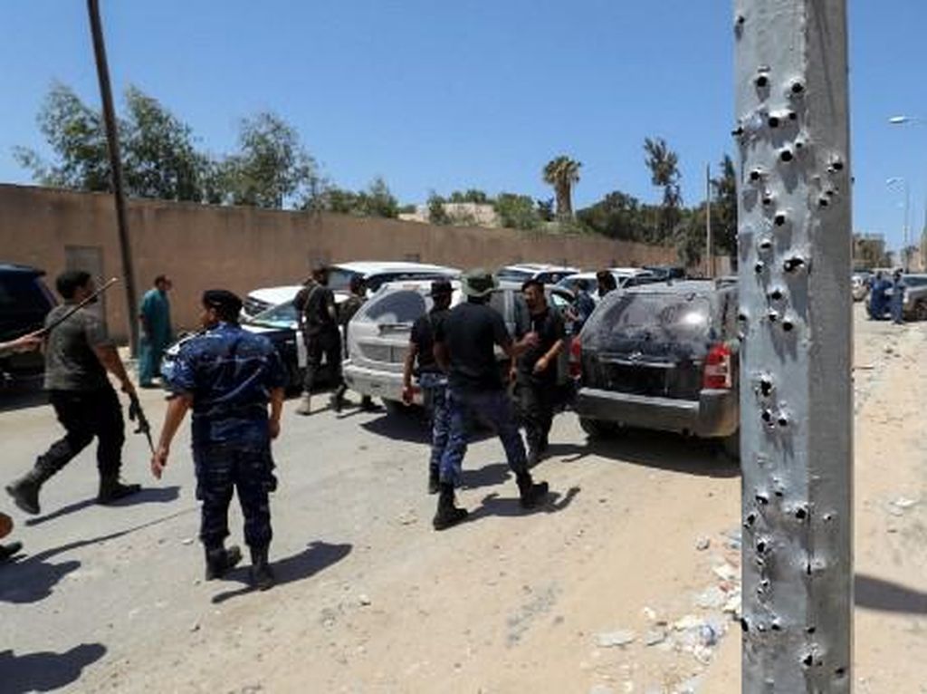 Bentrok Kelompok Bersenjata Terjadi di Libya, 16 Orang Tewas-52 Terluka