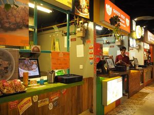 3 Tips Kulineran di Pujasera Biar Nyaman dan Dapat Makanan Enak 3 Tips Kulineran di Pujasera Biar Nyaman dan Dapat Makanan Enak