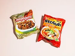 6 Mie Instan Terenak di Dunia hingga Manfaat Teh Celup Bekas