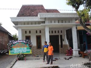 Wasiat Cak Mukadi ke Anggota Ludruk Delta Wijaya Sebelum Meninggal Wasiat Cak Mukadi ke Anggota Ludruk Delta Wijaya Sebelum Meninggal