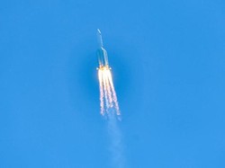 Roket 22 Ton Milik China Mau Jatuh ke Bumi, Ini Bahayanya