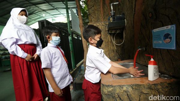 Di SD Ini Air Limbah Diolah untuk Cuci Tangan