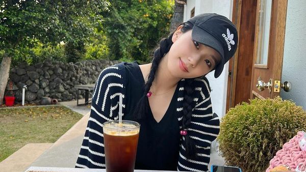 Jisoo BLACKPINK, Wanita Tercantik di Dunia yang Hobi Ngopi