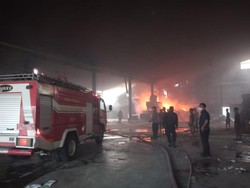 Gudang Plastik di Somagede Banyumas Terbakar