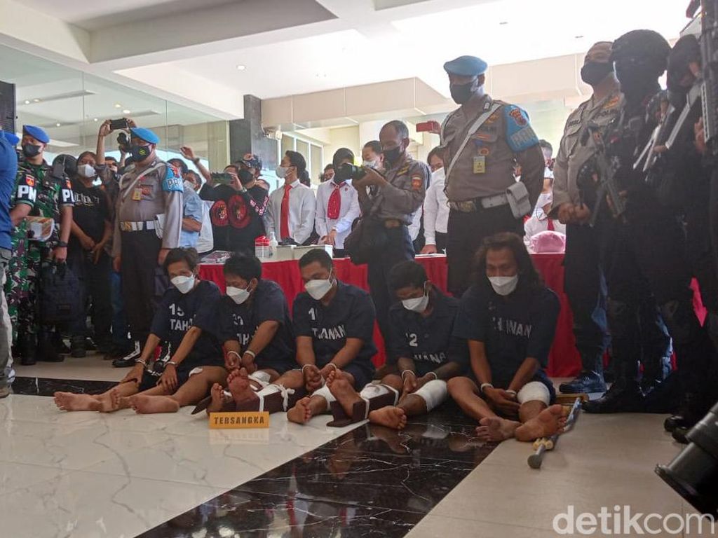 Tampang 5 Tersangka Penembakan Istri TNI di Semarang