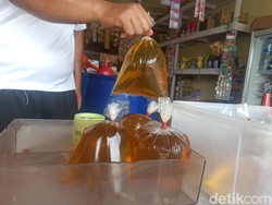 KPPU Minta Mendag Ubah HET Minyak Goreng Curah Jadi Rp 12.000/Liter