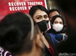 Brigita Manohara Bantah Punya Hubungan Khusus dengan Bupati Ricky