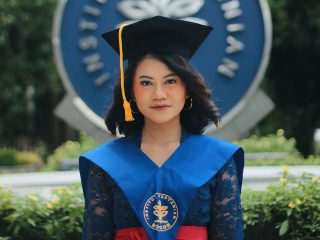 Alumni IPB Bagikan Tips Raih Doktor di Usia 25 Tahun