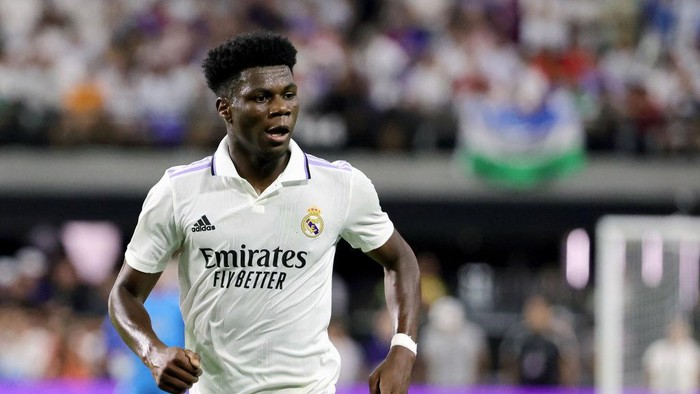 ORLANDO, FLORIDA - JULY 23: Kalidou Koulibaly of Chelsea passes the ball during the Florida Cup match between Chelsea and Arsenal at Camping World Stadium on July 23, 2022 in Orlando, Florida. (Photo by Darren Walsh/Chelsea FC via Getty Images)