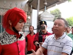 Kades Rejowinangun Dulu Minta KTP, Kini Parodikan Pesulap Merah