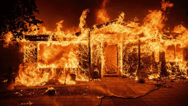 Wajah California Saat Dilanda Kebakaran Hutan Terbesar Tahun Ini
