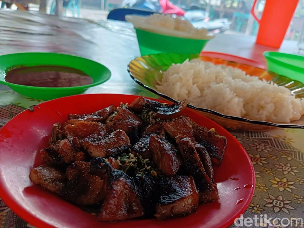 5 Rekomendasi Rumah Makan BPK Enak di Medan