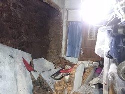 Rumah di Bogor Ambruk Akibat Ujan Deras, Satu Orang Luka