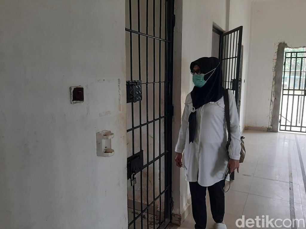 Emak-emak Hina Iriana Jokowi Diobservasi 14 Hari di Rumah Sakit Jiwa Kendari