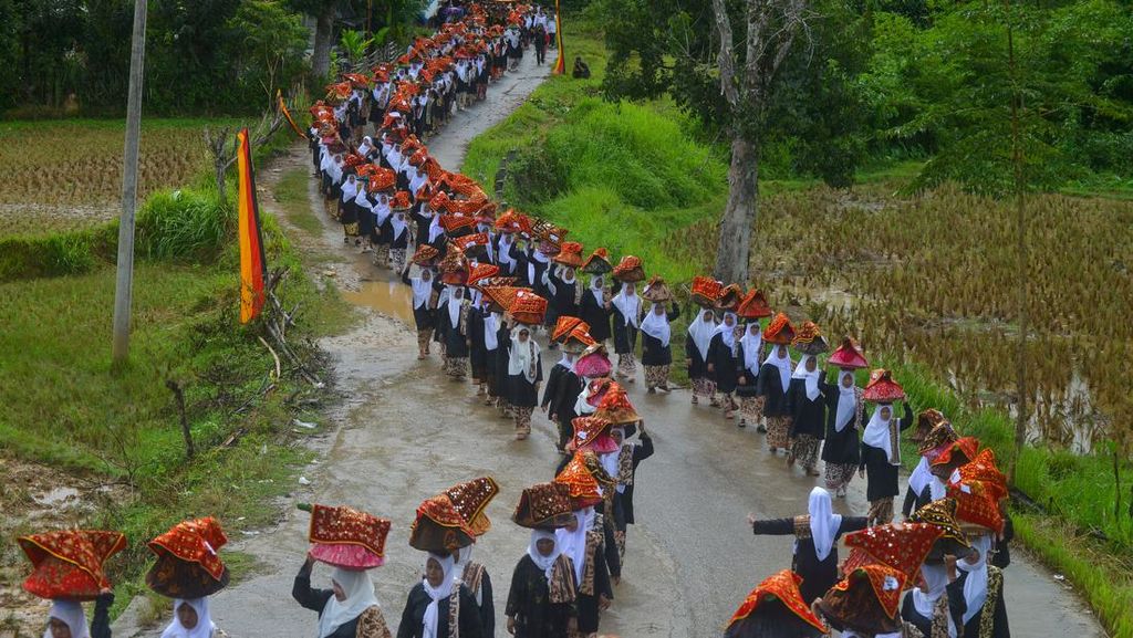 Sumatera Punya Tradisi Tolak Bala Lho, Simak Nih Deretan Fotonya