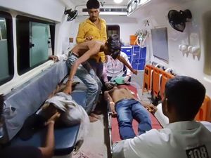 Nih Korban Selamat Pesta Miras Palsu di India yang Tewaskan 21 Orang