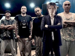 Once Mekel Produseri Band Rock Metal yang Segera Go International