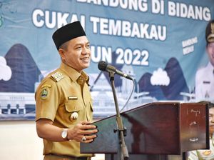 Bupati Bandung Ajak Masyarakat Perangi Rokok Ilegal