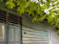 Viral Rumah Anti Sombong, Luarnya Usang Dalamnya Bikin Melongo