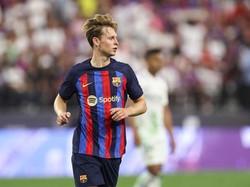 Gary Neville: De Jong Harus Tuntut Barcelona!