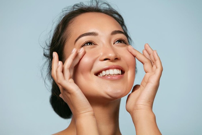 Ilustrasi Kulit Glowing