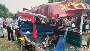 Penampakan Odong-odong Hancur Akibat Tabrakan Maut Vs KA di Serang