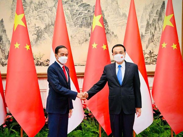 Momen Jokowi Bertemu PM China