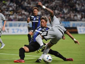 Dicap Diving Lawan Gamba Osaka, Neymar Defensif Dicap Diving Lawan Gamba Osaka, Neymar Defensif
