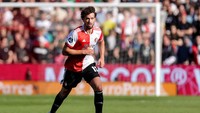 Philippe Sandler sedang tanpa klub setelah kontrak bersama Feyenoord habis. Bek tengah yang pernah merumput bersama Manchester City U-23 ini sangat sepi peminat meski baru berusia 25 tahun. (Foto: Getty Images/BSR Agency)