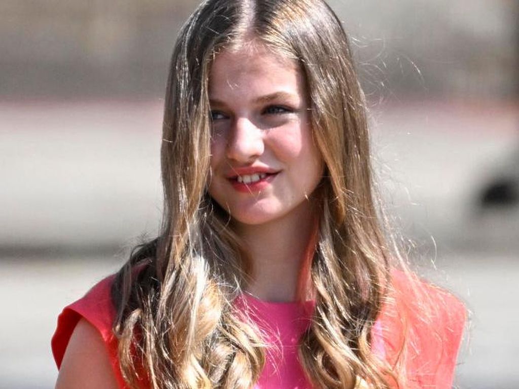 8 Pesona Putri Leonor dari Spanyol yang Sudah Beranjak Remaja