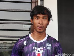 Jabar Hari Ini: Shin Tae-yong Lirik Robi Darwis Jabar Hari Ini: Shin Tae-yong Lirik Robi Darwis