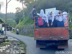 Tembang Kinanthi: Pengertian, Watak, dan Contoh