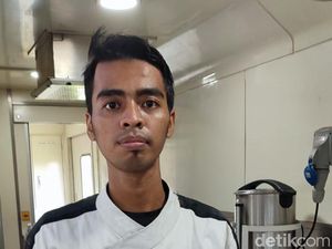 Efendi, Kini Koki Kereta Api - Kelak Kelola Restoran Sendiri Efendi, Kini Koki Kereta Api - Kelak Kelola Restoran Sendiri