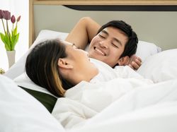 Pasutri Catat! 5 Makanan Ini Bikin Performa Seks Melempem, Wajib Dihindari