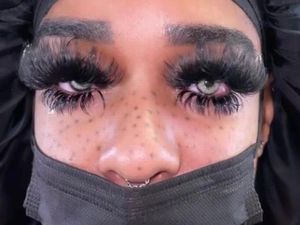 Salon Ini Tawarkan Eyelash Extension dengan Hasil Lebay, Diolok-olok Netizen