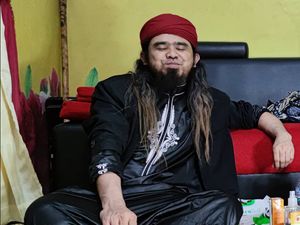 Gus Samsudin Buka Suara soal Tantangan Pesulap Merah Datang ke Jakarta