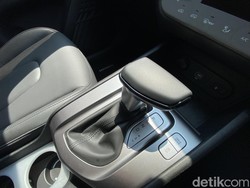 Sering Pakai Mode Transmisi Manual di Mobil Matic, Amankah?