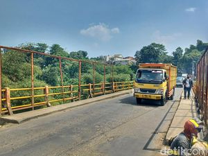 Bupati Bandung Janji Jembatan Citarum yang Bikin Ngeri Segera Diperbaiki