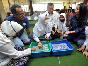 Saat Siswa SLB Mengikuti Pelatihan Hidroponik